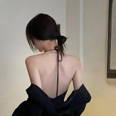 恶魔6海报